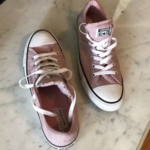 Ladies Converse low top Chucks